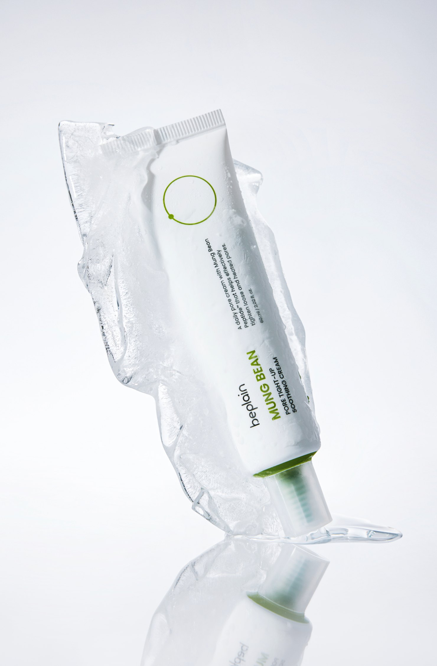연출컷_녹두 모공 타이트업 수딩크림 _06 BEPLAIN MUNG BEAN PORE TIGHT-UP SOOTHING CREAM 60ml